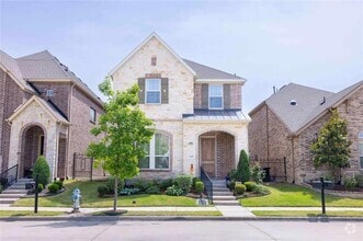 Building Photo - 3608 Carlsbad Way