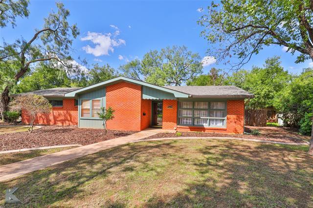 Foto del edificio - 1618 Sylvan Dr
