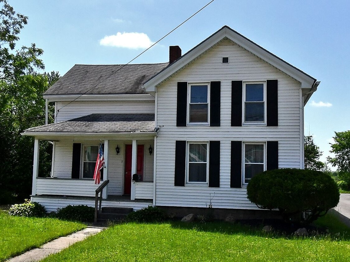 Primary Photo - 163 N Mecca St