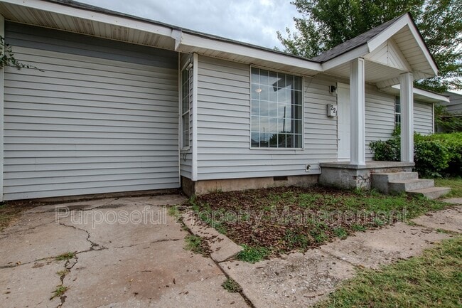 Photo - 221 West Douglas Drive House