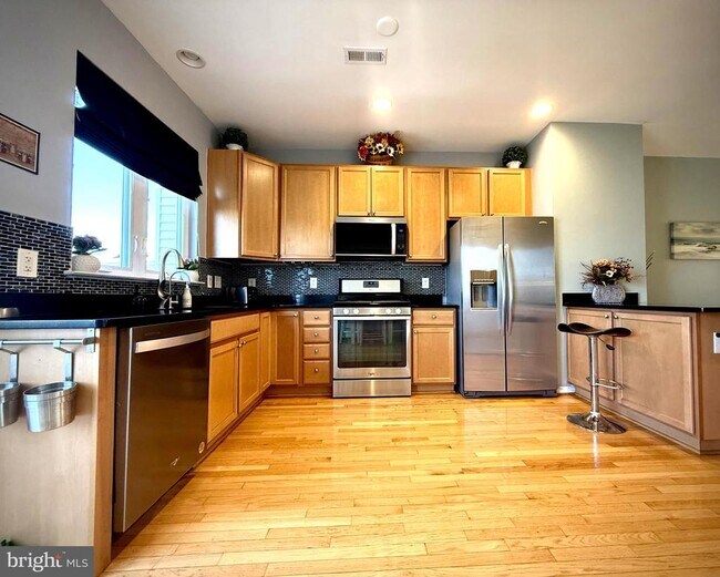 Building Photo - 42654 New Dawn Terrace