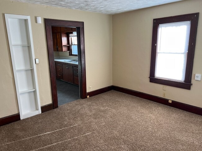 Building Photo - Nice 2/3 Bedroom 1 Bath home! $750, Clean ...