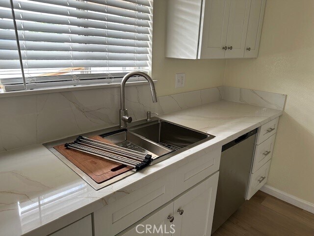 Foto del edificio - 26480 Burgess Way