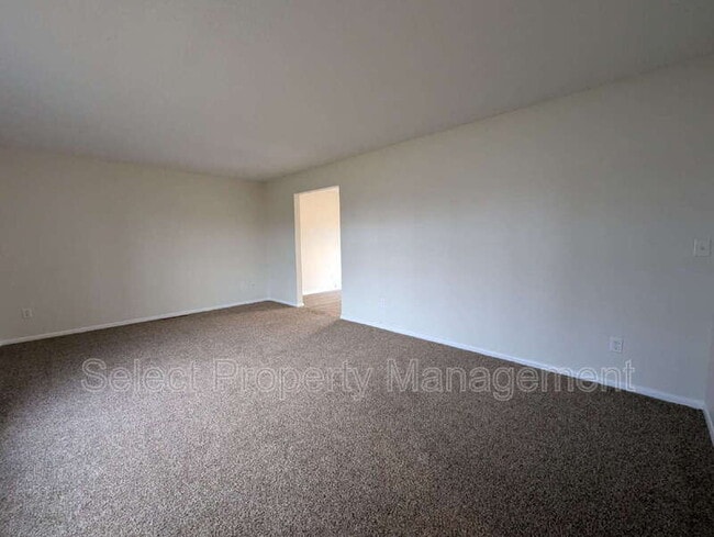 Foto del edificio - 924 E Washington Center Rd