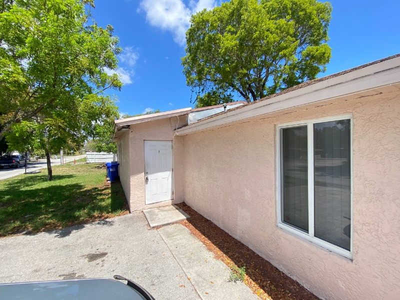 Photo - 141 NW 10th St (Pompano Beach, FL)