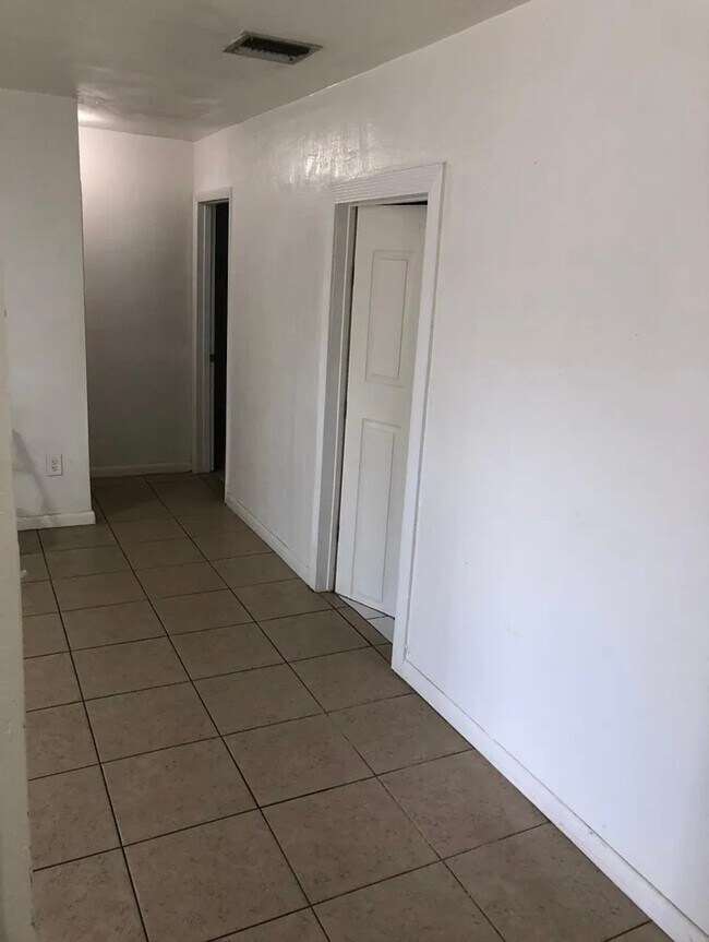 Foto del edificio - 11413 SW 150th Dr