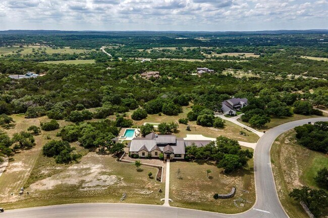 Building Photo - 3400 Tuscany Dr