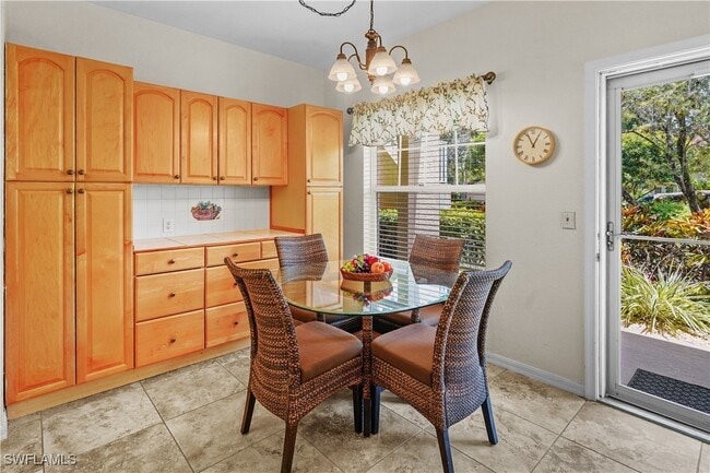 Building Photo - 9851 Costa Mesa Ln