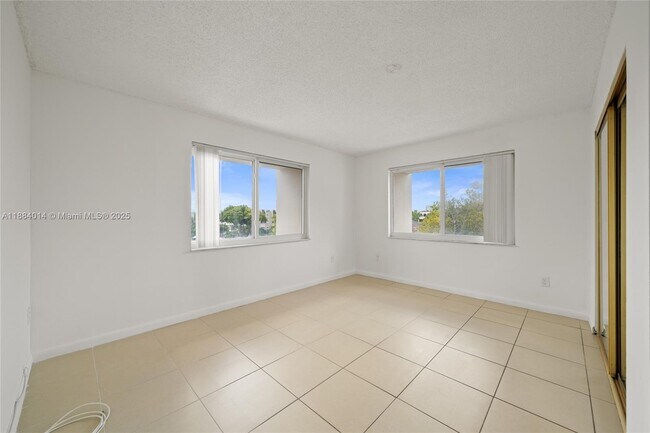 Building Photo - 7920 Camino Real