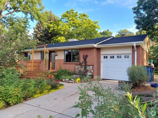 Building Photo - 11175 W Ohio Dr