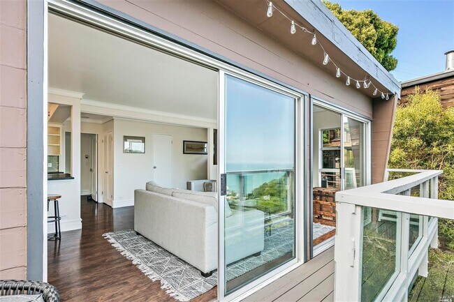 Foto del edificio - 506 Sausalito Blvd