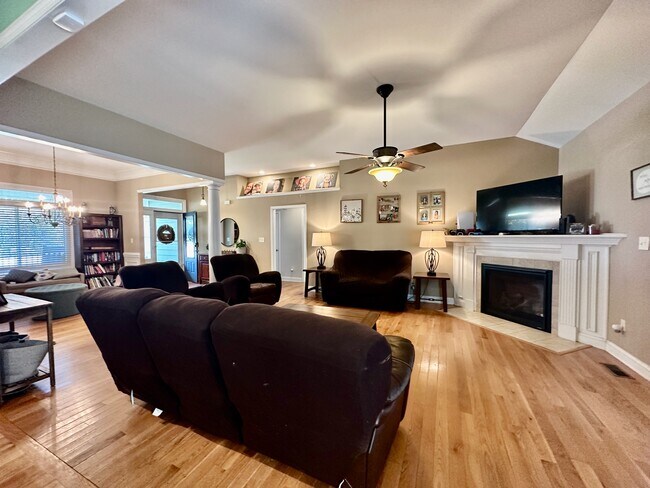 Foto del edificio - 2717 Millmann Rd