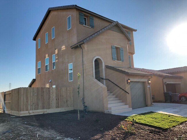Foto del edificio - 166 Barker Ln
