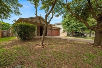 Building Photo - 1416 Fort LLoyd Pl