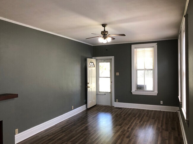 Living room - 111 North First Street