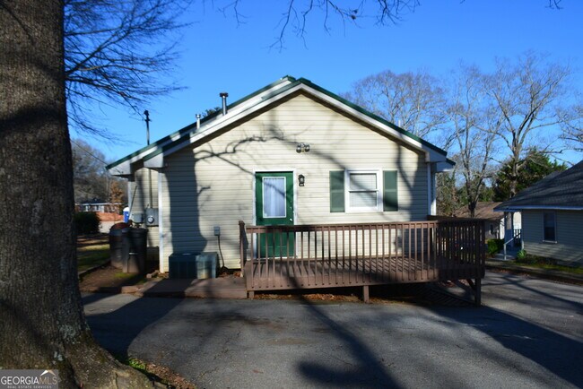 Foto del edificio - 513 S Hill St