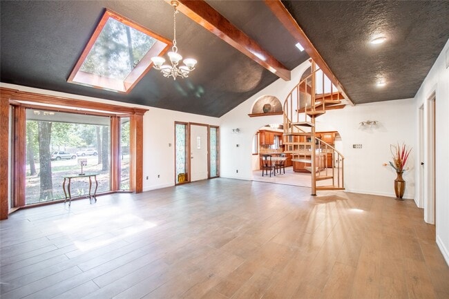 Foto del edificio - 27607 Decker Woods Dr