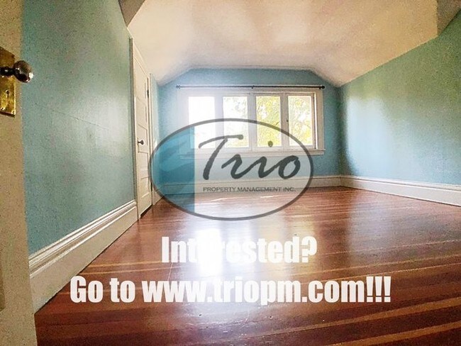 Building Photo - Historic Eugene 4 br / 2 ba house available