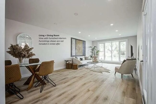 Building Photo - 61 Eastbury Dr