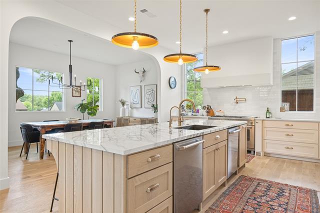 Foto del edificio - 2212 Ridge Crest Dr