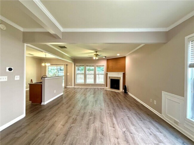 Foto del edificio - 2852 Briaroak Dr