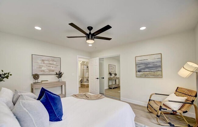 Foto del edificio - Spacious Home Designed for Comfortable Living