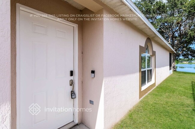 Building Photo - 2733 Maderia Cir