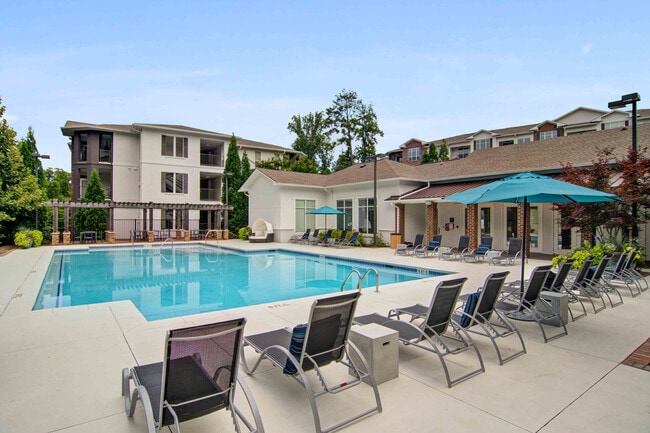 Building Photo - Twenty25 Barrett