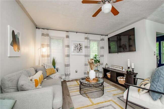 Foto del edificio - 5157 Roswell Rd NE