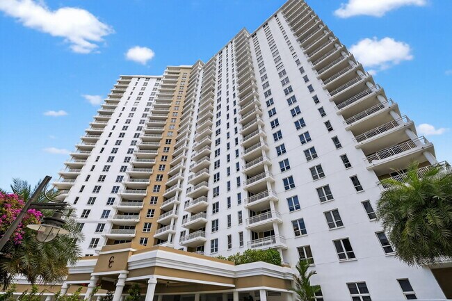 Foto del edificio - 701 Brickell Key Blvd