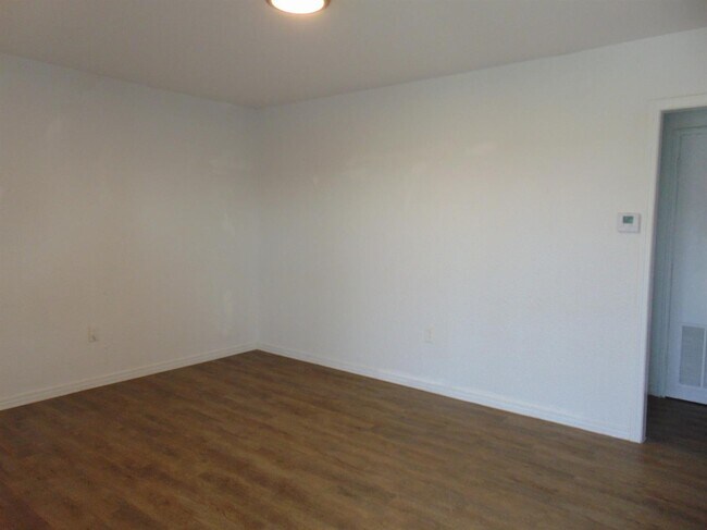 Foto del edificio - 4217 35th St