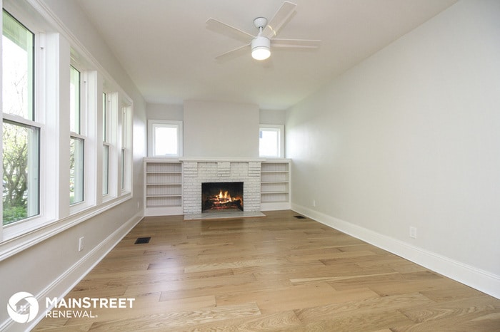 Primary Photo - 1508 Villa Pl