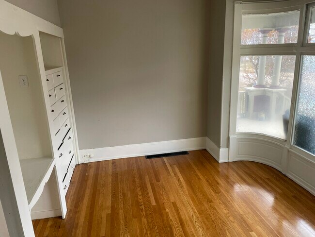 BedRoom 2 - 123 Union Ave NE