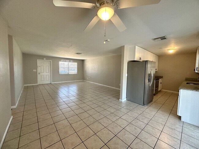 Building Photo - 4946 Viceroy Ct