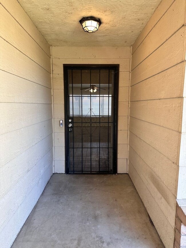 Building Photo - Available Soon!