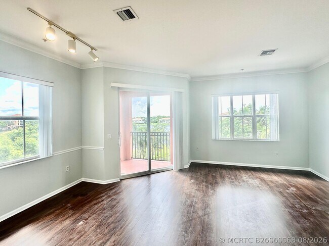 Building Photo - 4600 SW 160th Ave