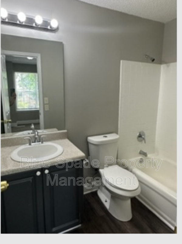 Foto del edificio - 311 Glenn St SW