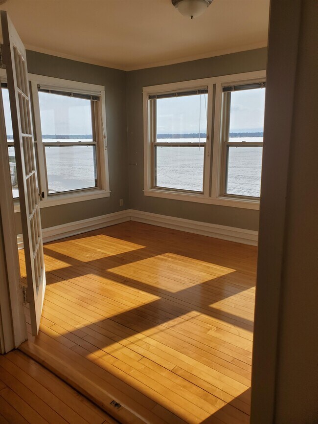 Foto del edificio - 1325 Morrison St