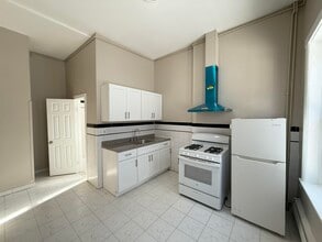 Building Photo - 769 West Side Ave