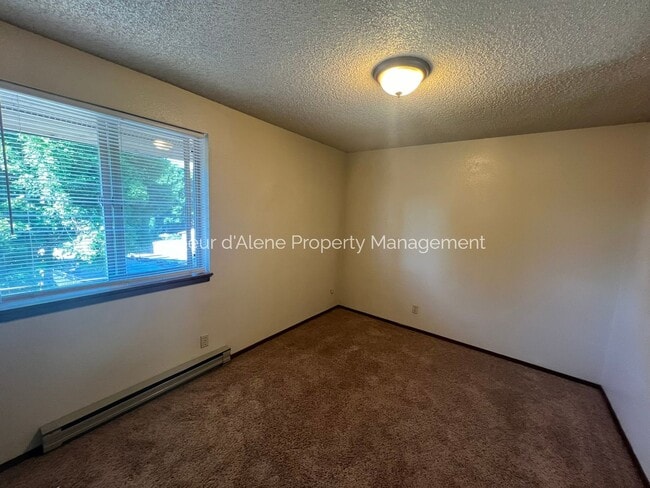 Building Photo - 1 bed, 1 bath Condo on Hayden