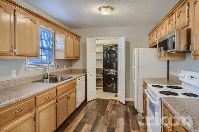 Foto del edificio - 1150 E 17th Ave