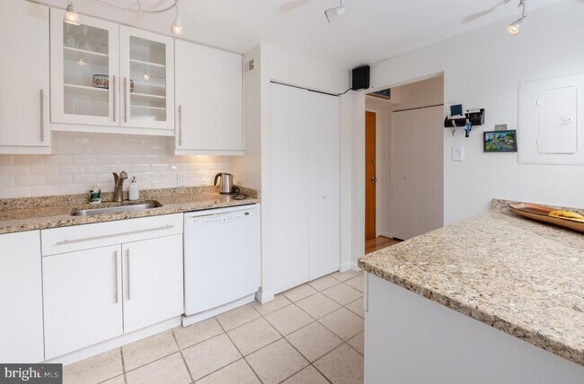 Foto del edificio - 1140 23rd St NW