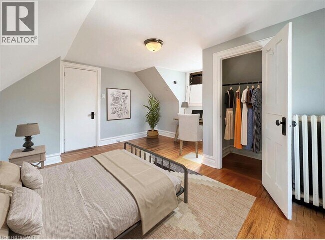 Photo du bâtiment - 112 West Avenue N