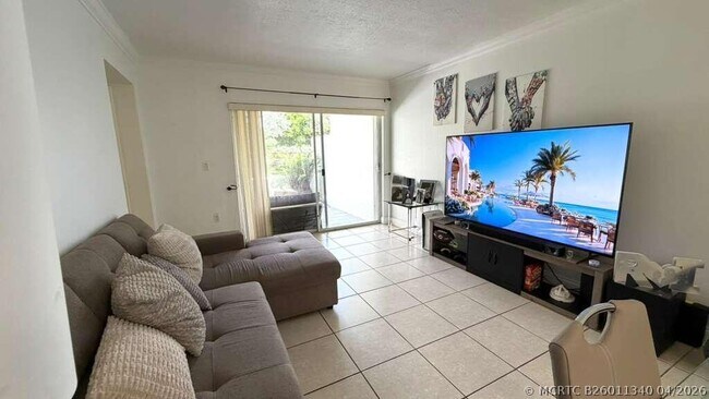 Foto del edificio - 9711 Fontainebleau Blvd