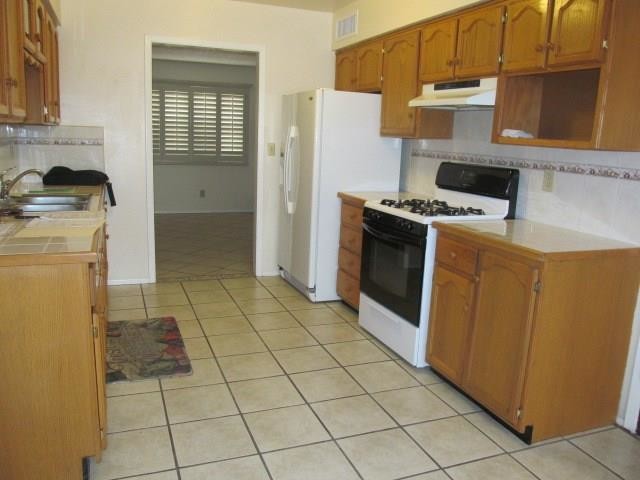Building Photo - 11537 Meadowbrook Dr