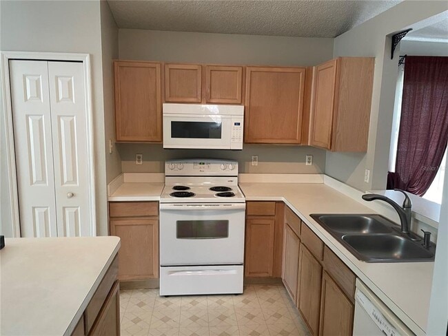 Building Photo - 4343 Boca Woods Dr