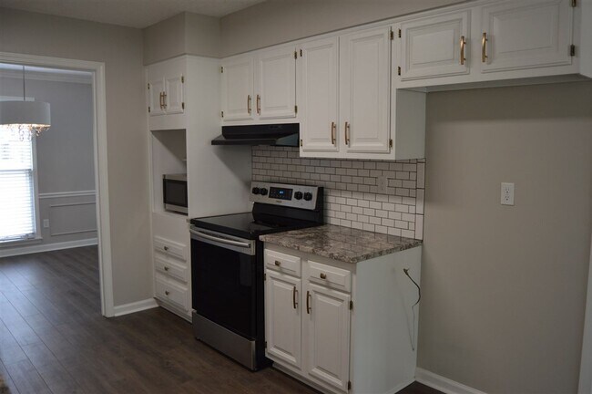 Foto del edificio - 3765 Birchvale Dr
