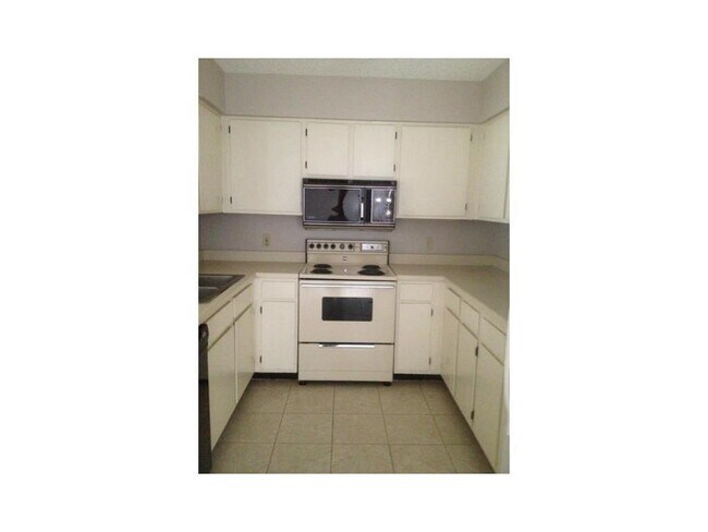 Foto del edificio - 4401 River Valley Dr