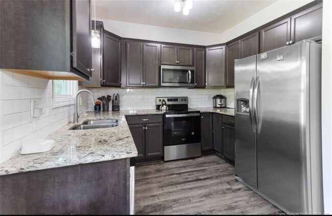 Foto del edificio - 349 Abbottswood Dr
