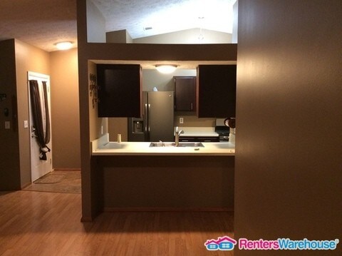 Building Photo - Cozy Home in Alpharetta